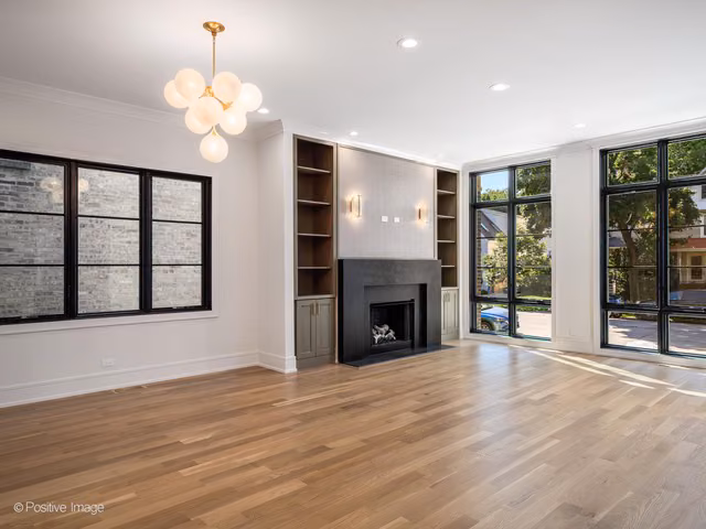 Unstaged Wilson living room in a Bellevue Homes residence